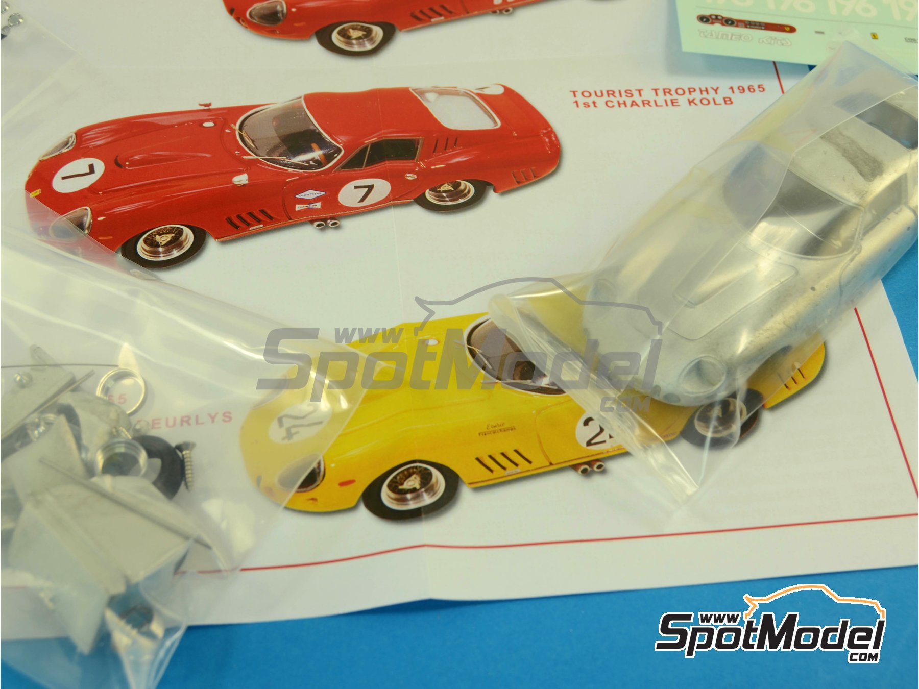Tameo Kits TMK002: Car scale model kit 1/43 scale - Ferrari